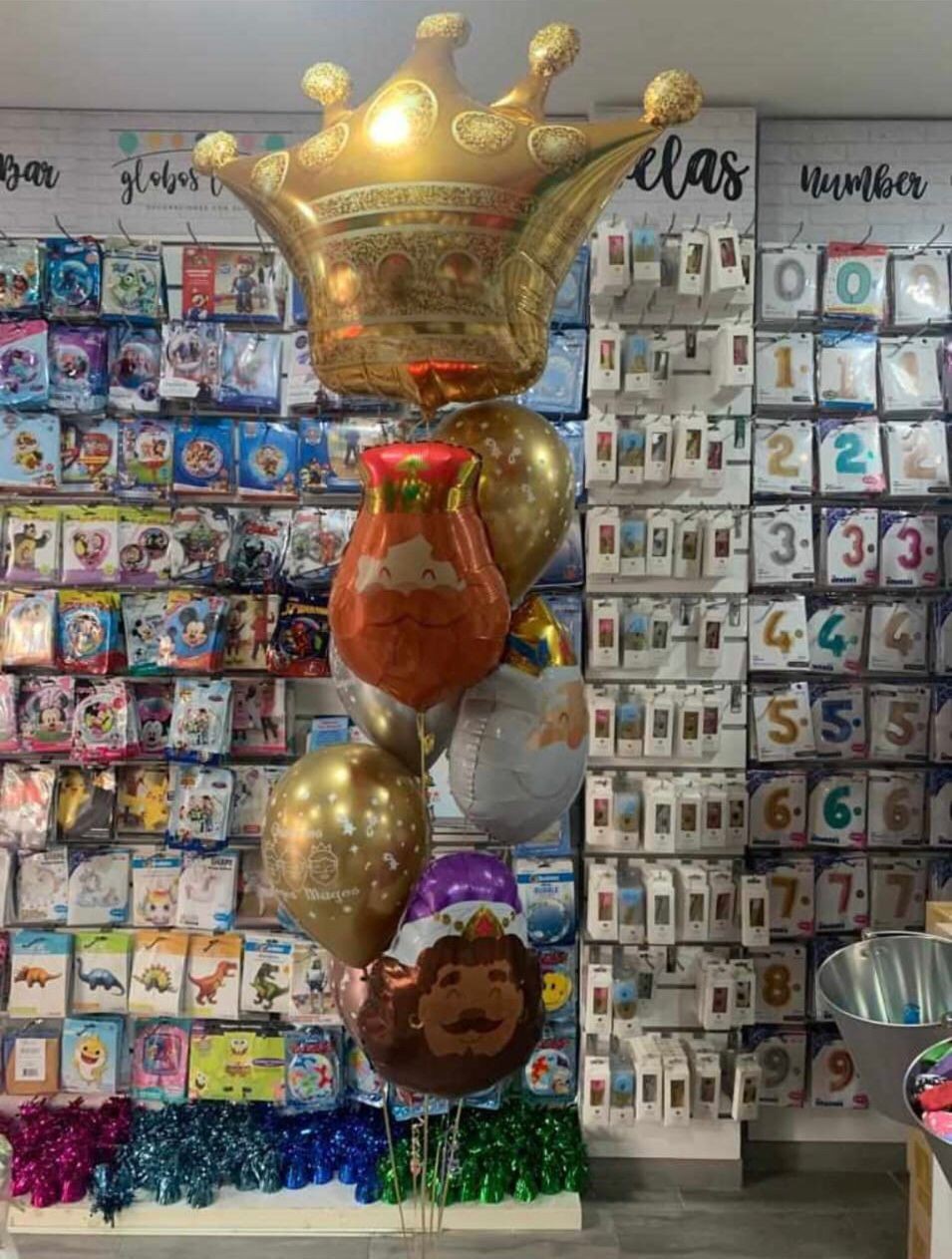 RAMILLETE GLOBERO CORONA Y REYES MAGOS